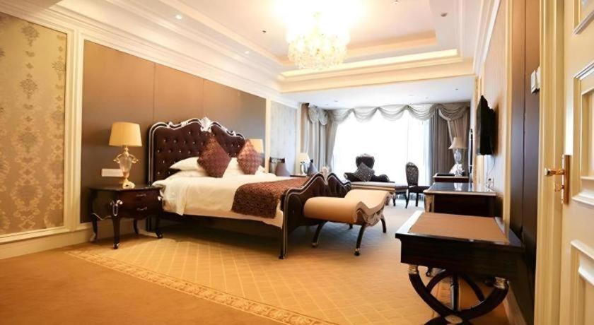 Country Garden Phoenix Hotel 선양 외부 사진