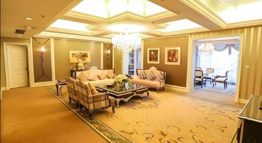 Country Garden Phoenix Hotel 선양 외부 사진