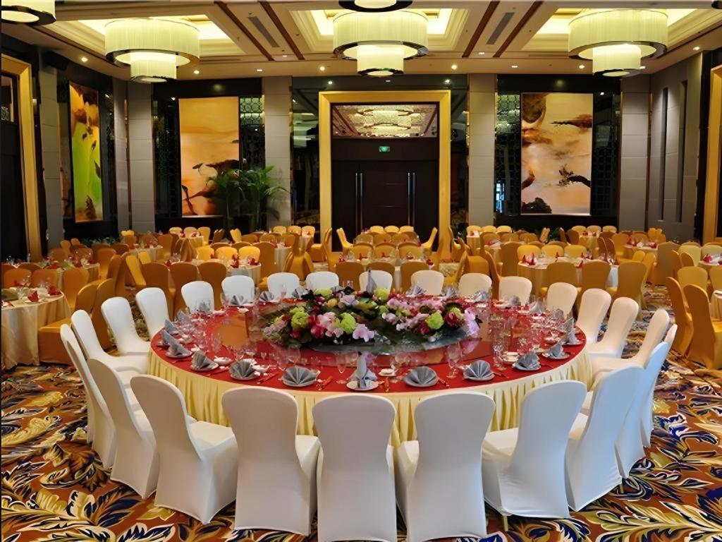 Country Garden Phoenix Hotel 선양 외부 사진