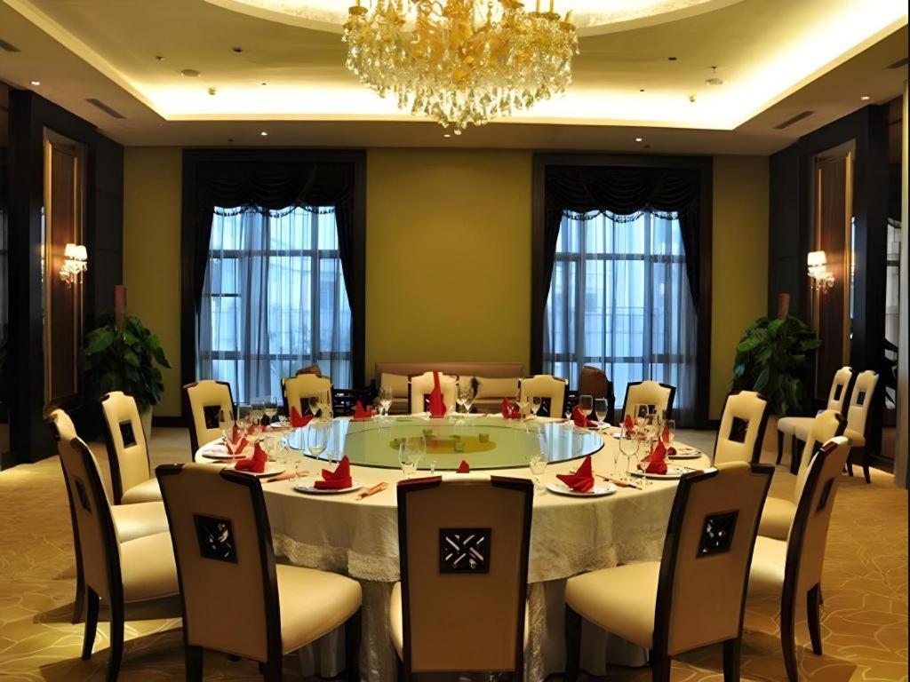 Country Garden Phoenix Hotel 선양 외부 사진