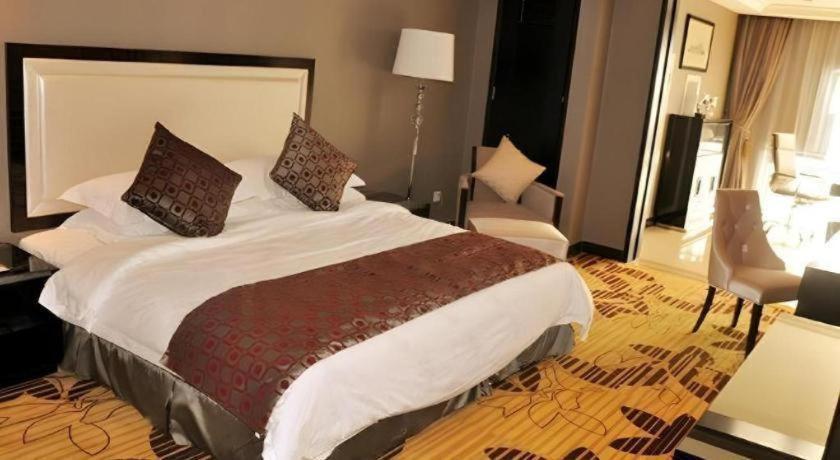Country Garden Phoenix Hotel 선양 외부 사진